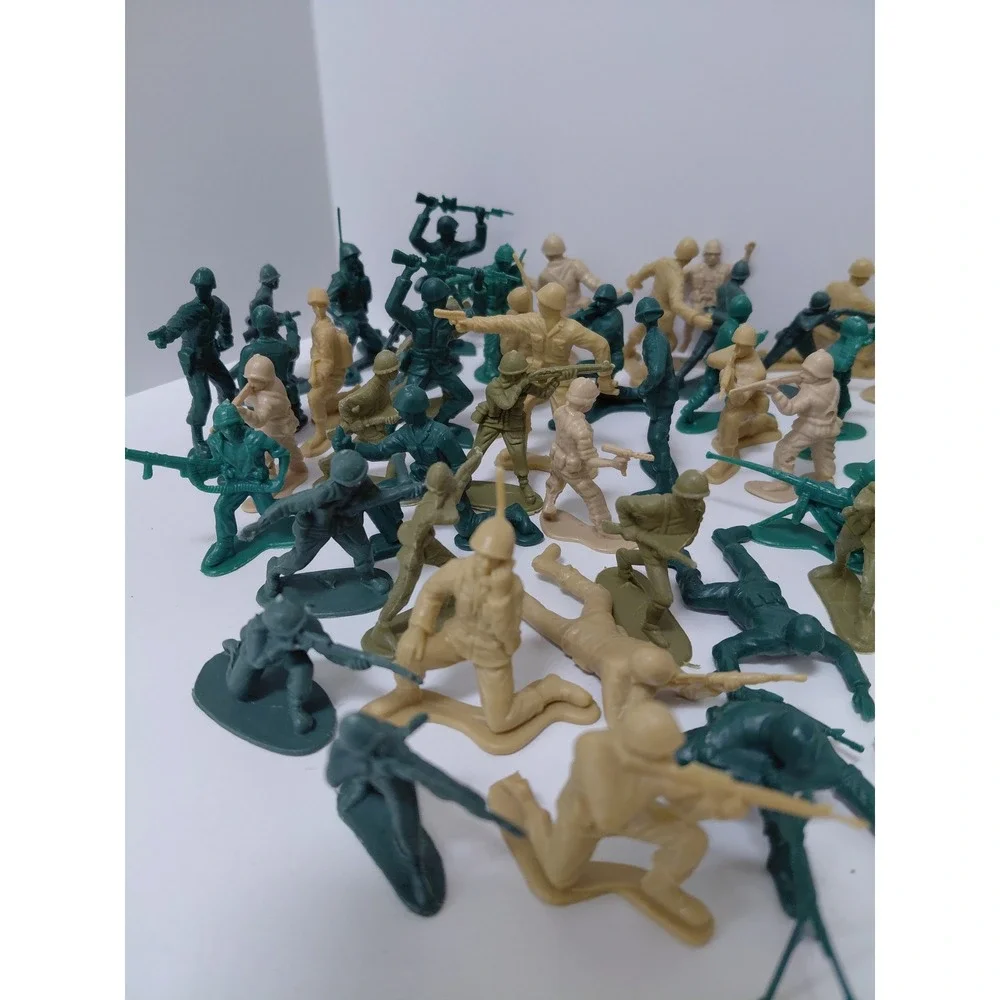 Bulk Lot Plastic Army Men Toy Soldiers‎ Green Tan Mixed Figures 95+ Pieces VTG